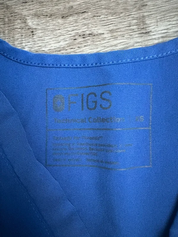 FIGS Catarina One Pocket Scrub Top Sz XS PO 1660 - Image 4