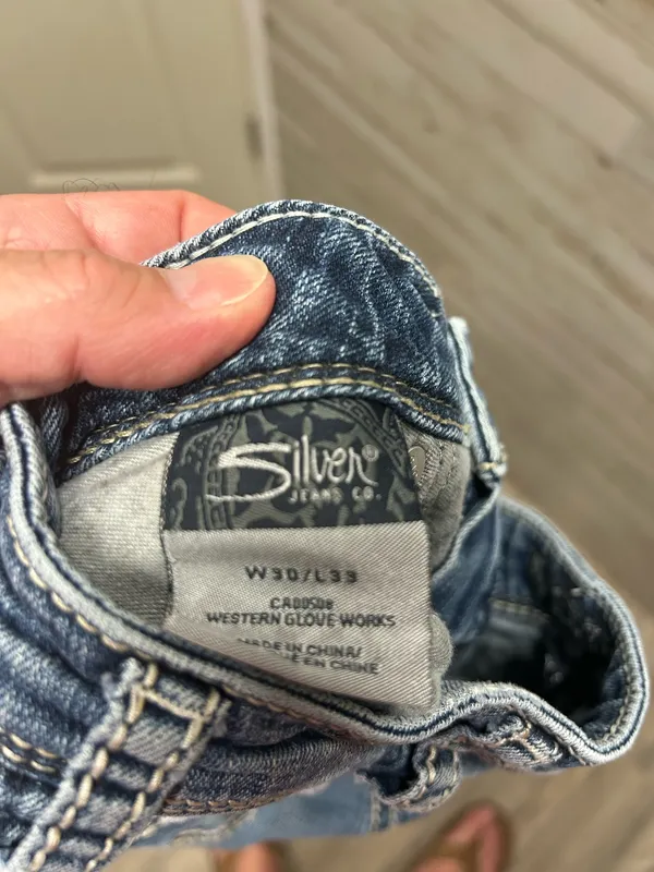 Silver Jeans  - Image 3