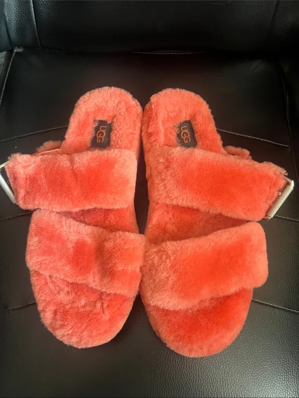UGG Fuzz Yeah Coral/Orange Buckle Slippers - Image 2
