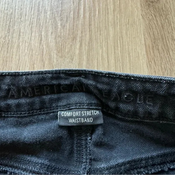 American Eagle Black Mom Straight Jean - Image 4