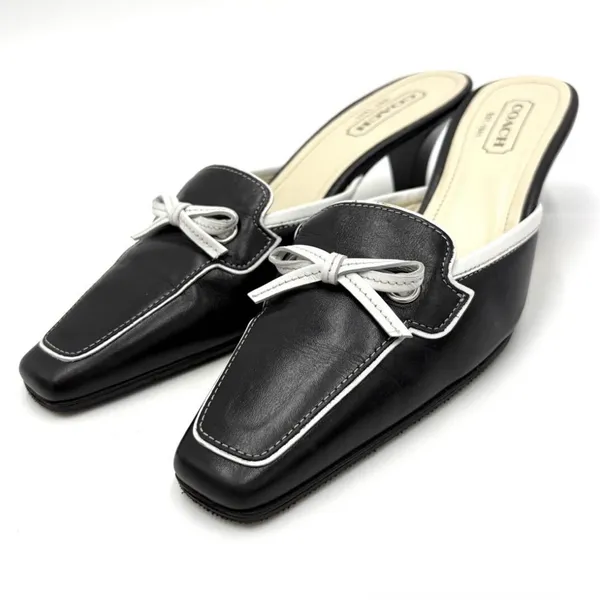 Coach black mules with white trim and a white bow Y2K - Image 2