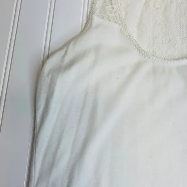 Y2k Aerie White Lace Yoke Racer Tank Top Sz Medium - Image 9
