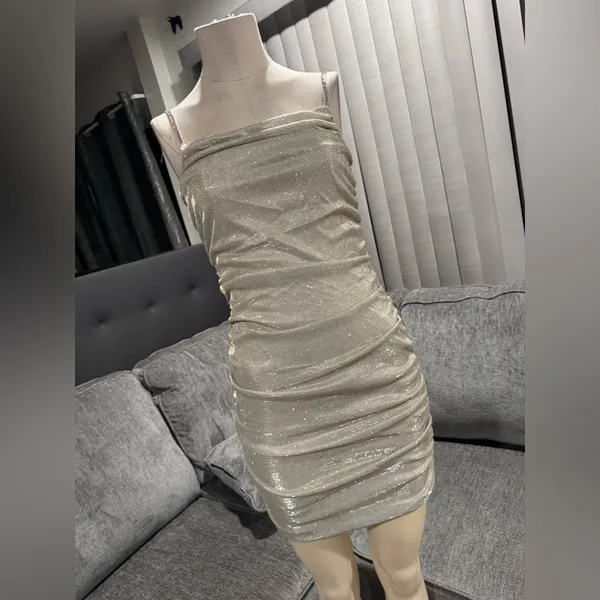🍒BUNDLE 2 ITEMS FOR $8✨ 🌸AMTIOUS rhinestone sparkly dress ✨ - Image 5