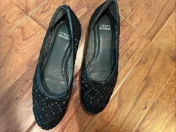 Stuart Weitzman Black Crochet Lace Ballet Flats Size 7.5 - Image 4