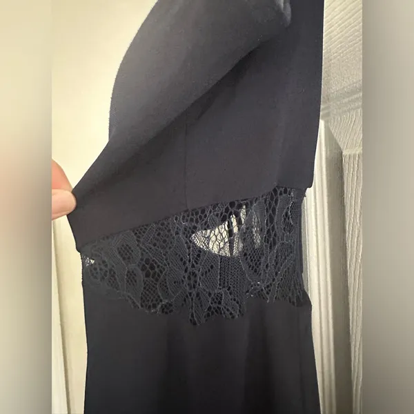 Betsy & Adam Lace-Inset formal maxi gown dress - navy blue size 2 - Image 8