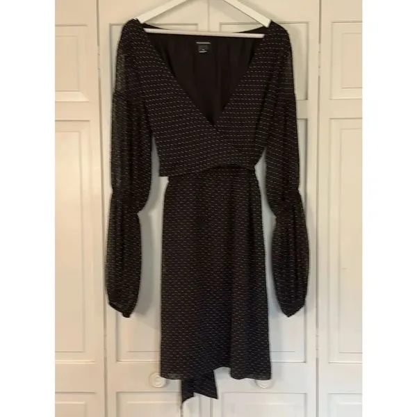 Club Monaco black Jowdie polka dot wrap dress size 6 - Image 11