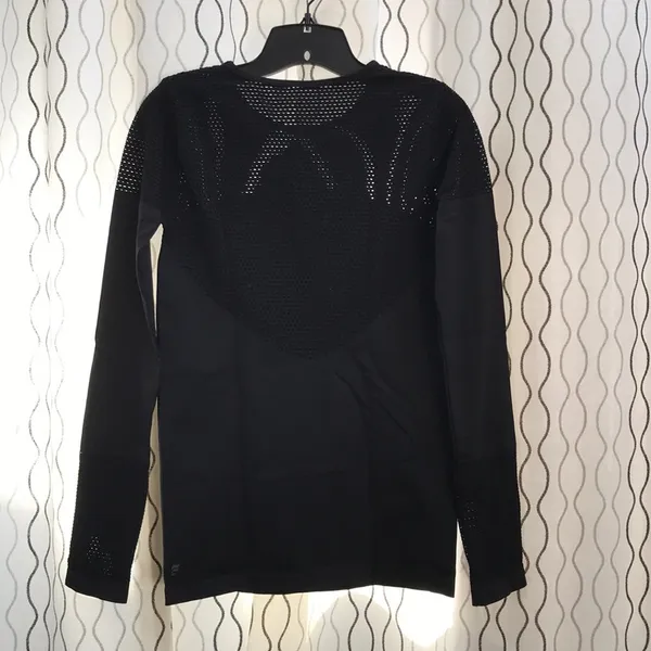 Fabletics Musseta Seamless Long Sleeve Top - Image 4