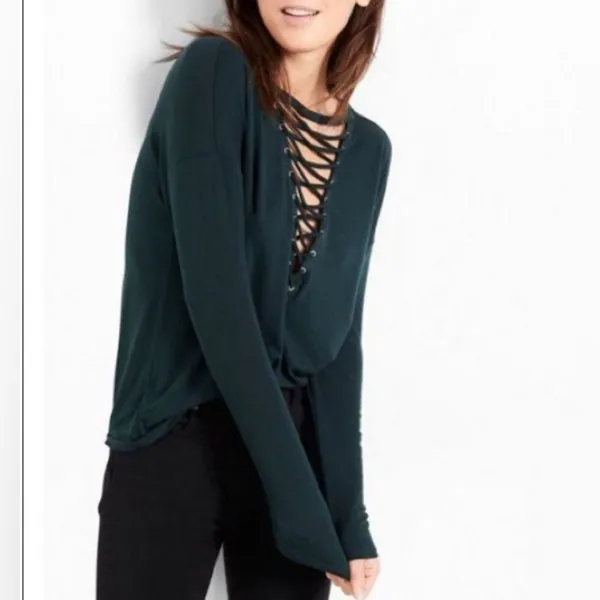Express One-Eleven Green Lace Up Long Sleeve Top - Image 2