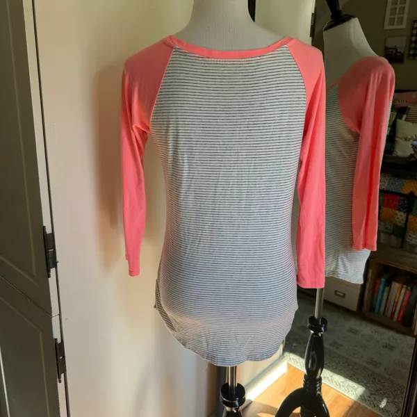 American Eagle Medium Striped Top - Image 3