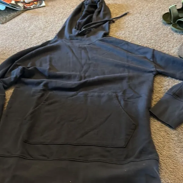 ‎Fabletics small grey hoodie - Image 3
