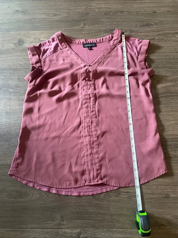 Fortune + Ivy Dusty Rose V-Neck Cap Sleeve Blouse, Size Small - Image 4