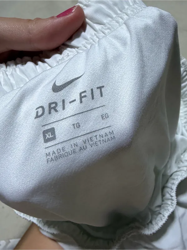 Nike Women’s White Running Shorts XL - Image 9