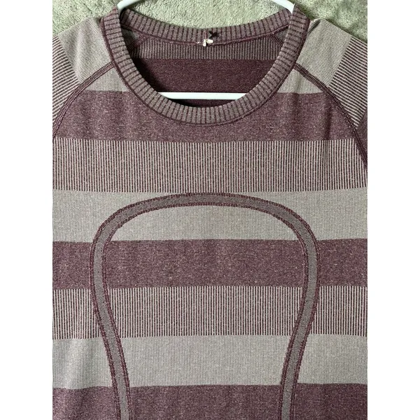 Lululemon Run:‎ Swiftly Tech Short Sleeve Heathered Plum Size 8 - Image 2