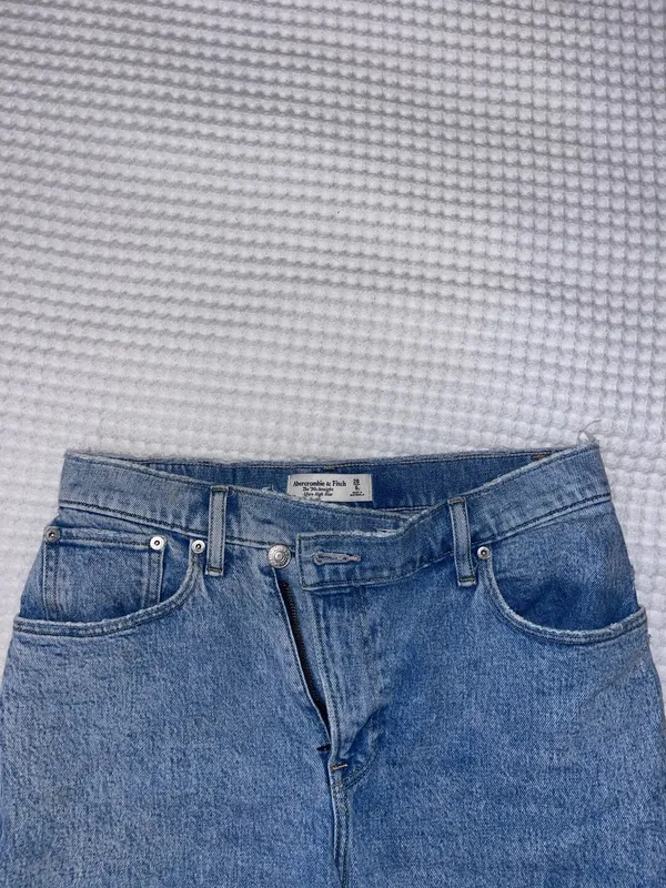 Abercrombie Jeans 90s Straight Ultra High-Rise - Image 2