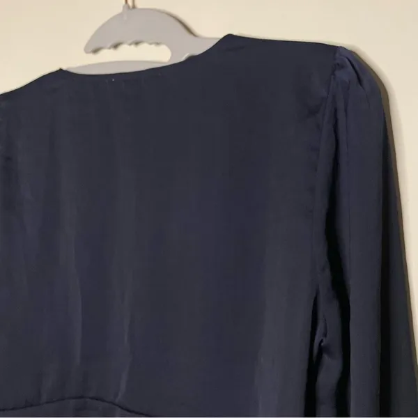 American Eagle Blue Satin V Neck 3/4 Sleeve Button Boho Renaissance Crop Top XS - Image 9