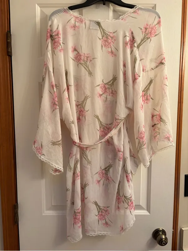 Vintage Sheer Floral Lace-Trim Robe - Image 4