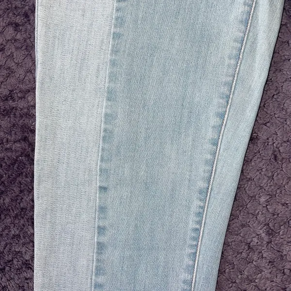 American Eagle | Two Toned Crop Jegging - Image 4