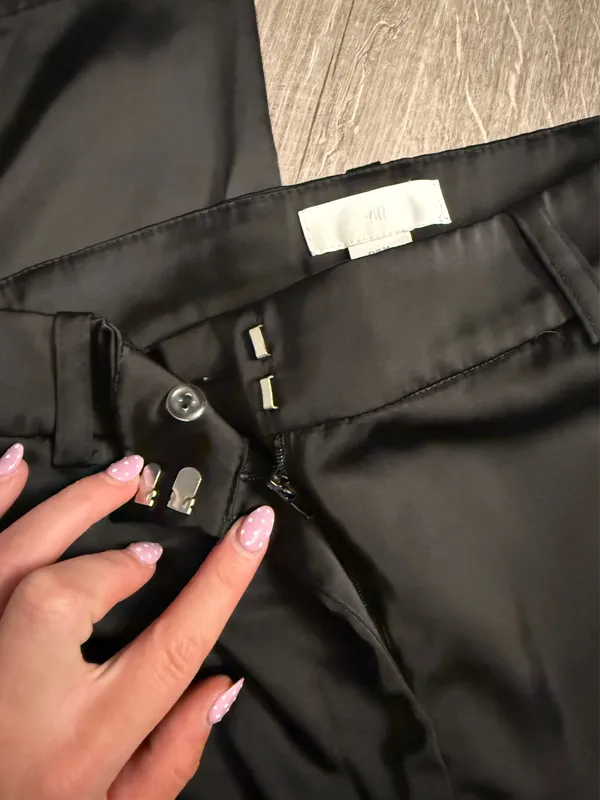 H&M Black Silk Pants - Image 4