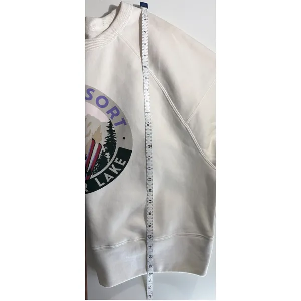 Lou & Grey Signature Soft Ski Resort Sweatshirt Cream Graphic Apres Ski NWOT Med - Image 7