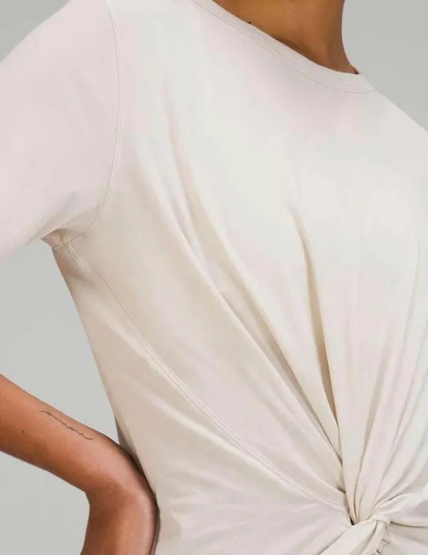 Lululemon Crescent Tee - Image 2