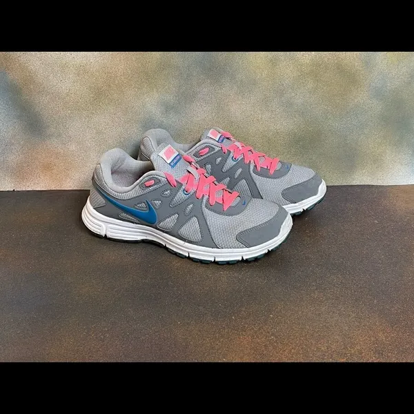 Nike Revolution 2 Women’s Running Shoes Size 9.5M - Image 13