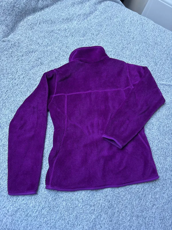 Magenta fuzzy Patagonia - Image 2