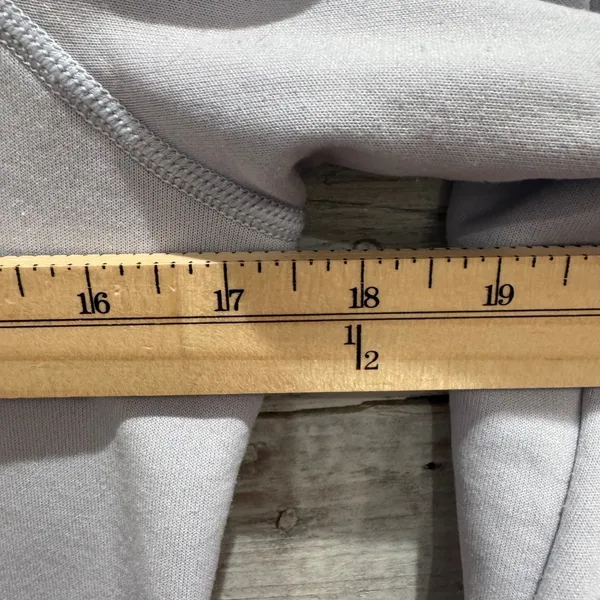 1469 | Patagonia Capilene Thermal Base Layer Top Grey Womens‎ Small - Image 3