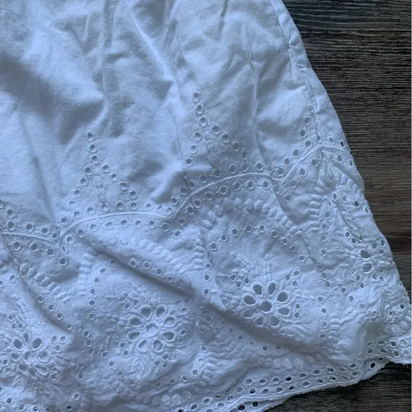 Abercrombie & Fitch White Eyelet Mini Dress S - Image 2