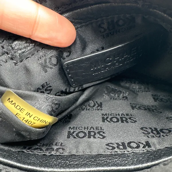 MICHAEL KORS Black Mini Purse Wristlet - Image 5