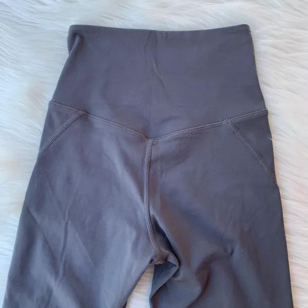 x Econyl High Rise Cropped Leggings - Image 5