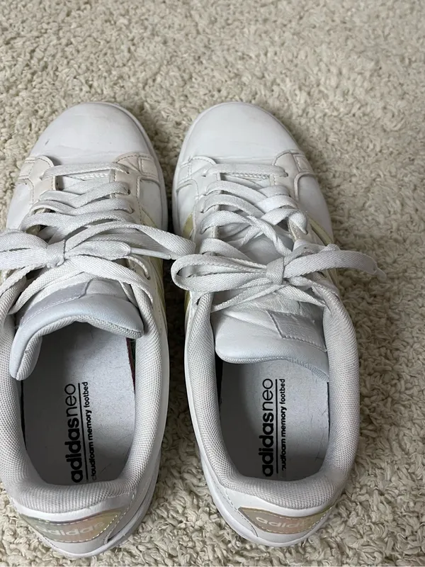 adidas White Cloudfoam Classic three striped sneakers - Image 9