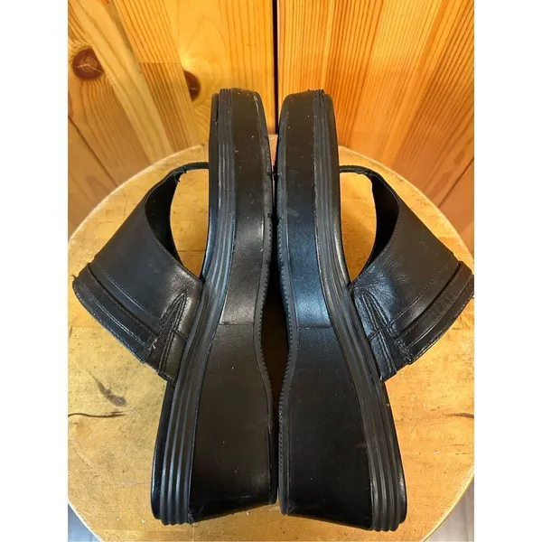 Cole Haan Grand OS Black Platform w/Silver Embellishment Sz 7B - Image 6