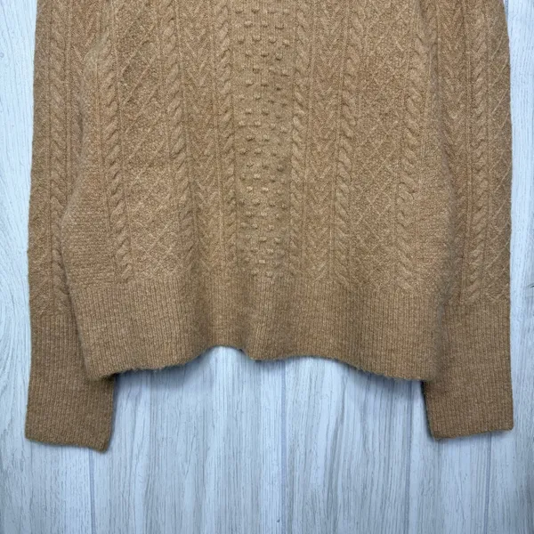 J. Crew Stretch Wool Cable Knit Crewneck Sweater Camel size M Medium BB408 - Image 6