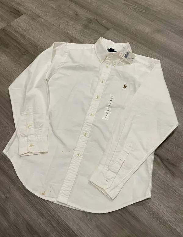 Ralph Lauren White Button Down Shirt/blouse. - Image 4