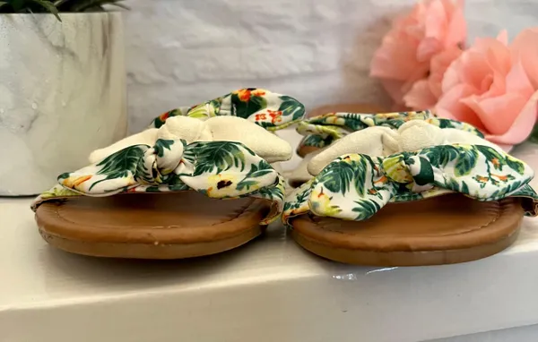 Liliana White Tropical Bow Sandals - Image 4