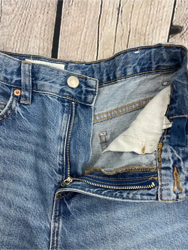 Zara Barrel Jeans size 12-13 years Junior size - Image 9