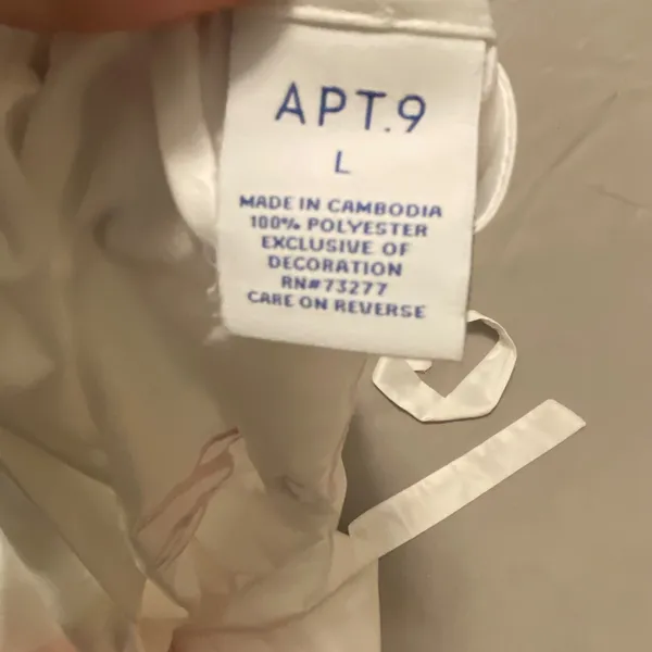 NWOT Apt. 9 Embroidered Bridal Robe - Image 4