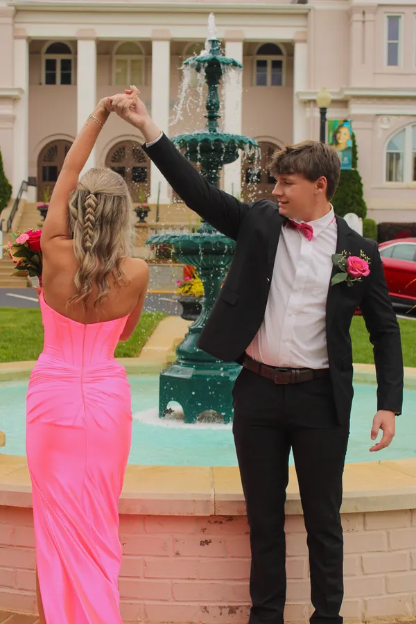 Sherri Hill Prom - Image 2