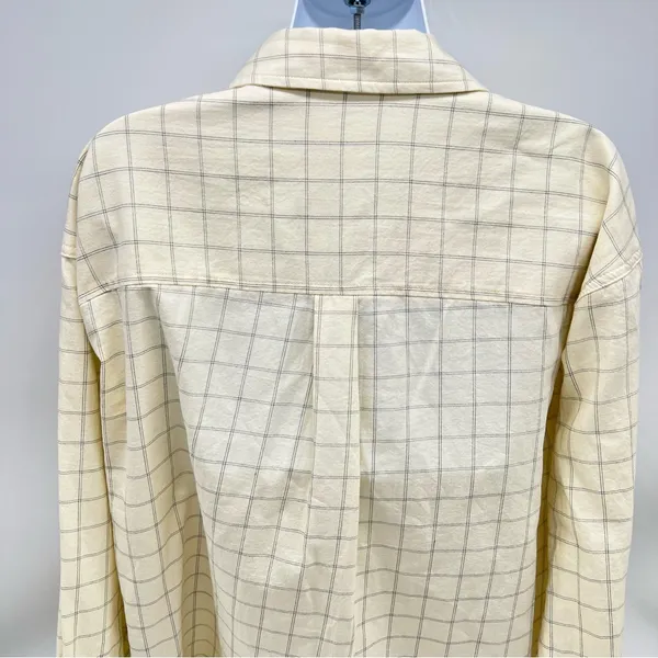 Universal Thread Women’s Cream Plaid Button Down 100% Cotton Shirt-Size M - Image 6