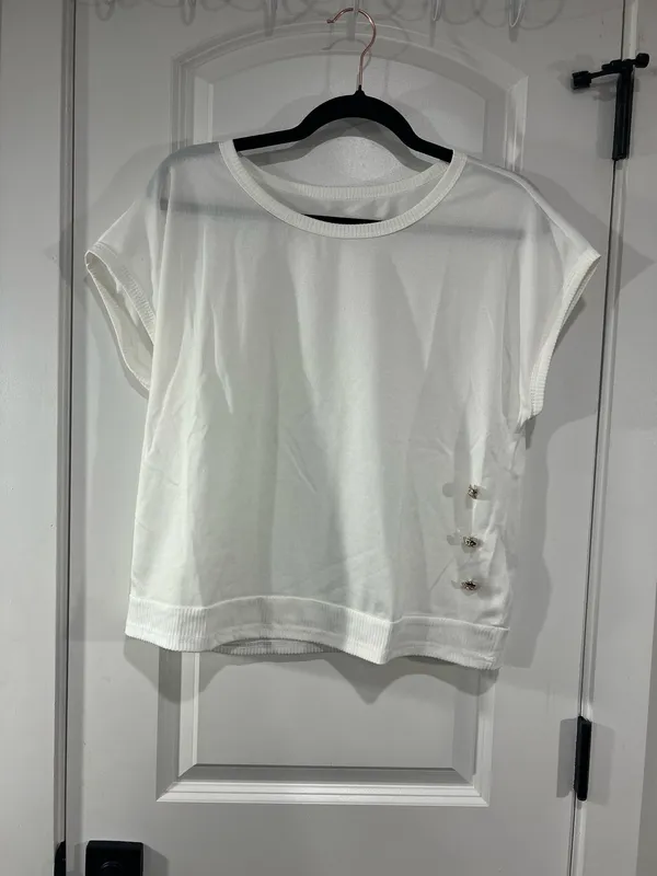 SheIn White short sleeve top with Gold Button detail - Image 3