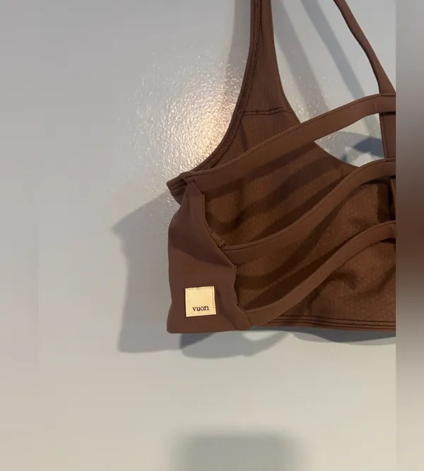 Vuori Yosemite Sangria Longline Bra - Image 2