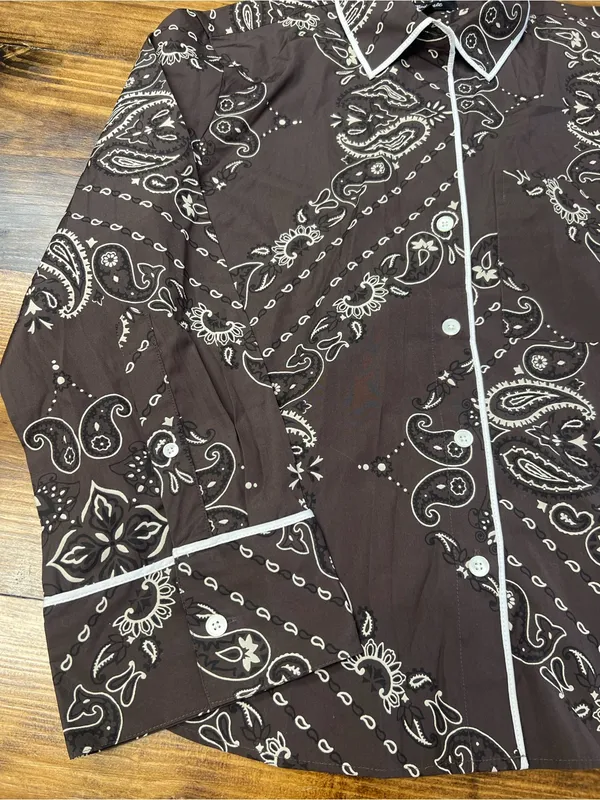 Madewell The Signature Y-Neck Shirt Chocolate Plum Bandana Print Size Medium NWT - Image 11