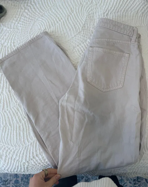 Abercrombie Curve Love High Rise Loose Jean - Image 4