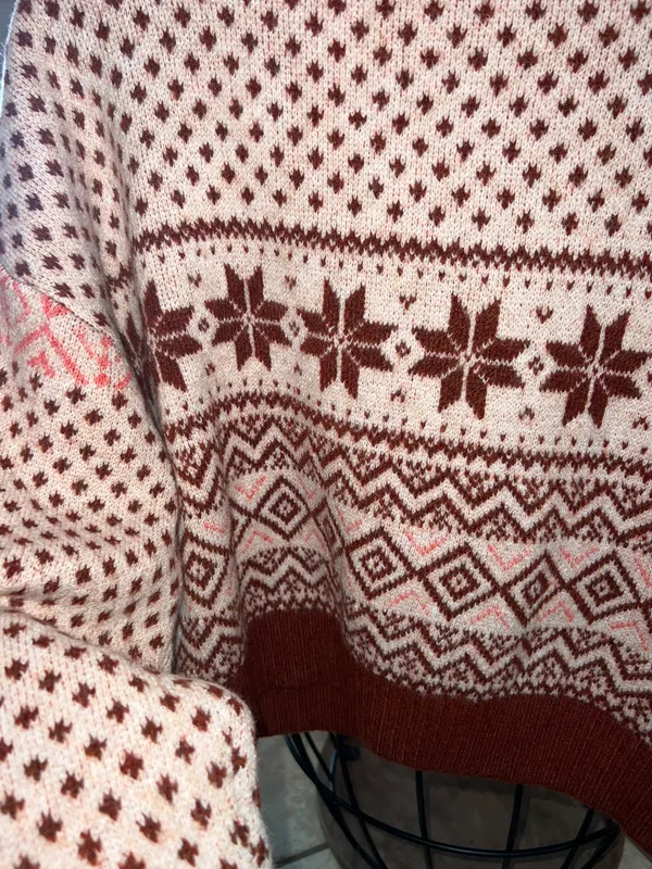 American Eagle Sweater - Image 5