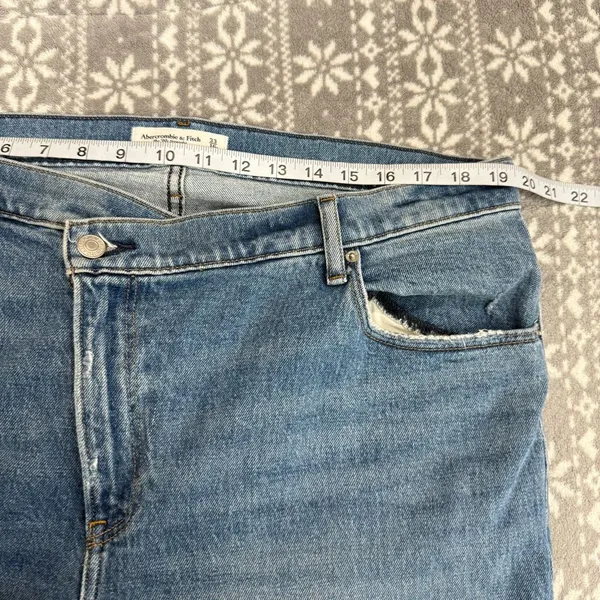 Abercrombie & Fitch The 90s Straight Ultra High Rise Criss Cross Jean Size 33/16 - Image 8