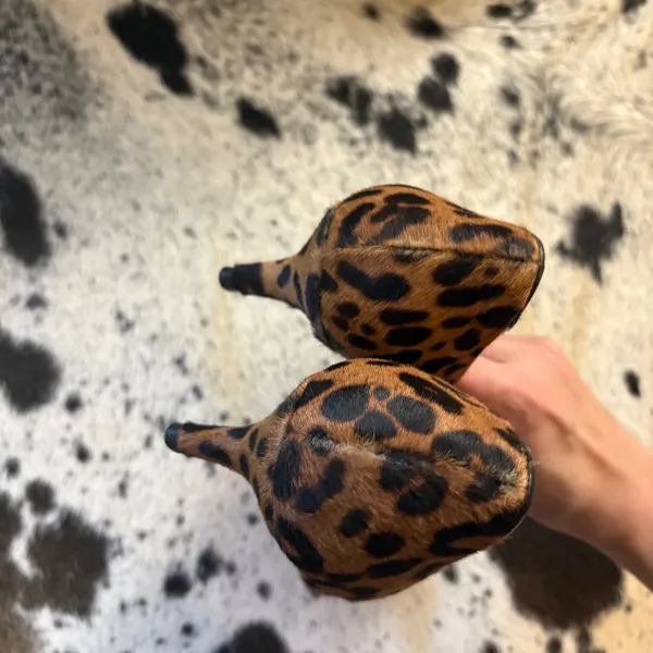 LK‎ Bennett London Marie Leopard Print Calf Hair Kitten Heels Size 39 - Image 5