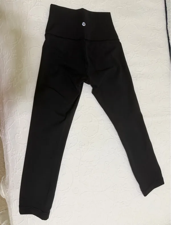 Lululemon Black Cropped Leggings - Image 2