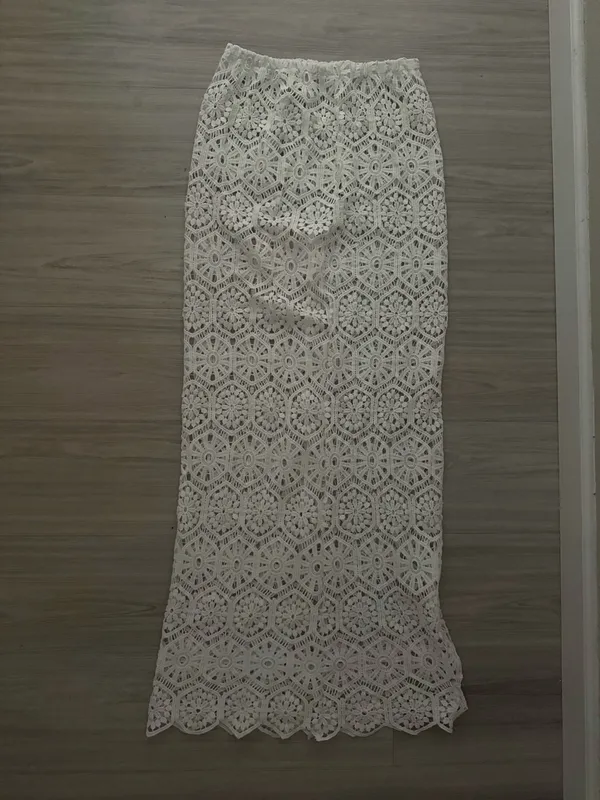 White Crochet Maxi Swim Cover Up Skirt Women’s Small - Image 2