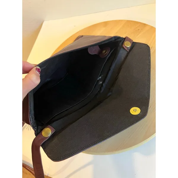 Vintage Justin Burgundy Genuine Cowhide Leather Horseshoe Detail Shoulder Bag - Image 4