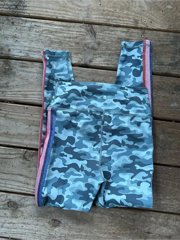 Spiritual Gangster Camo Print Perfect Glitter Stripe Leggings medium - Image 4